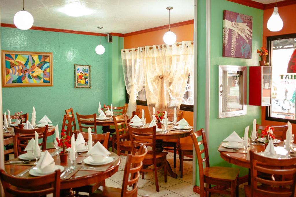 Tinhat Halal حلال Certified Boutique Hotel And Restaurant Davao Экстерьер фото