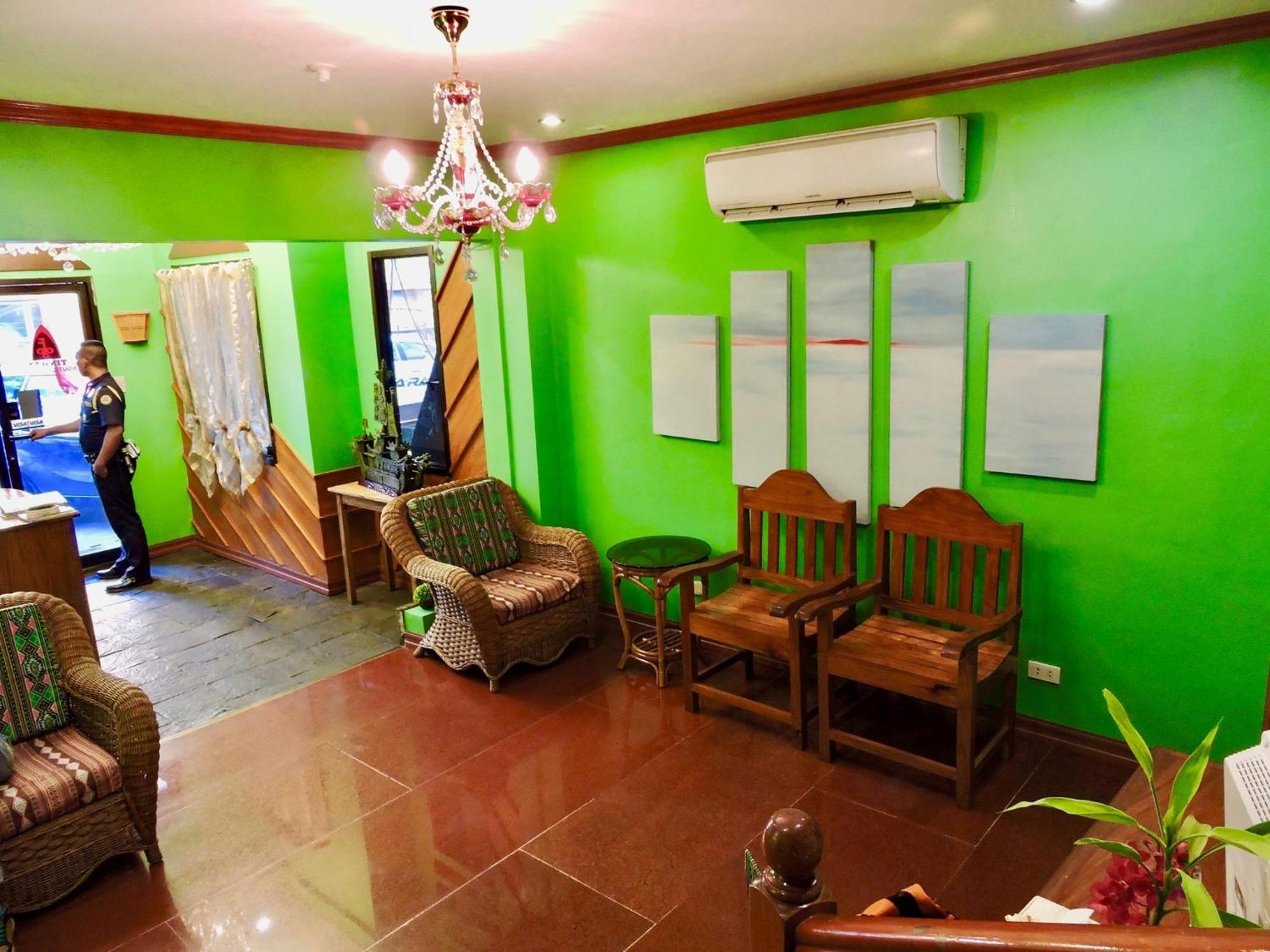 Tinhat Halal حلال Certified Boutique Hotel And Restaurant Davao Экстерьер фото