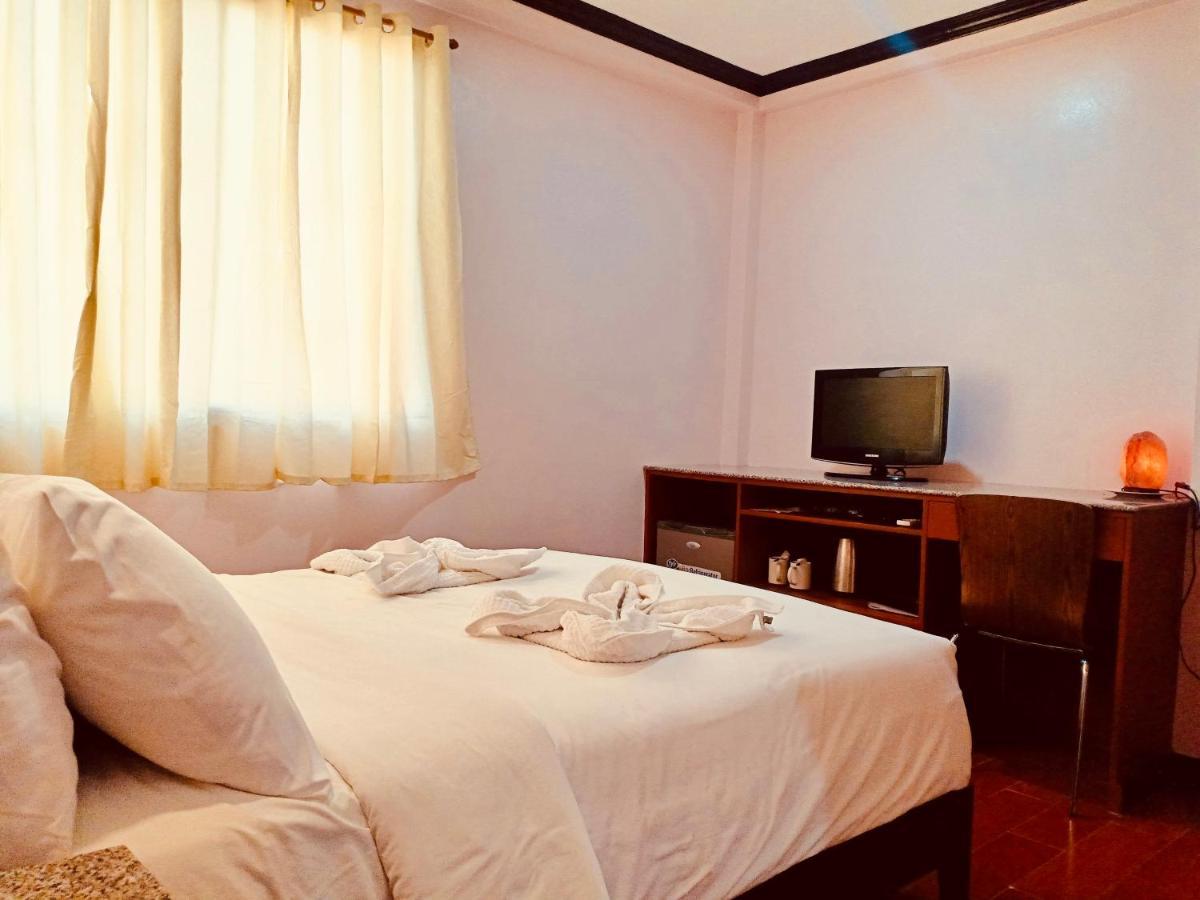 Tinhat Halal حلال Certified Boutique Hotel And Restaurant Davao Экстерьер фото